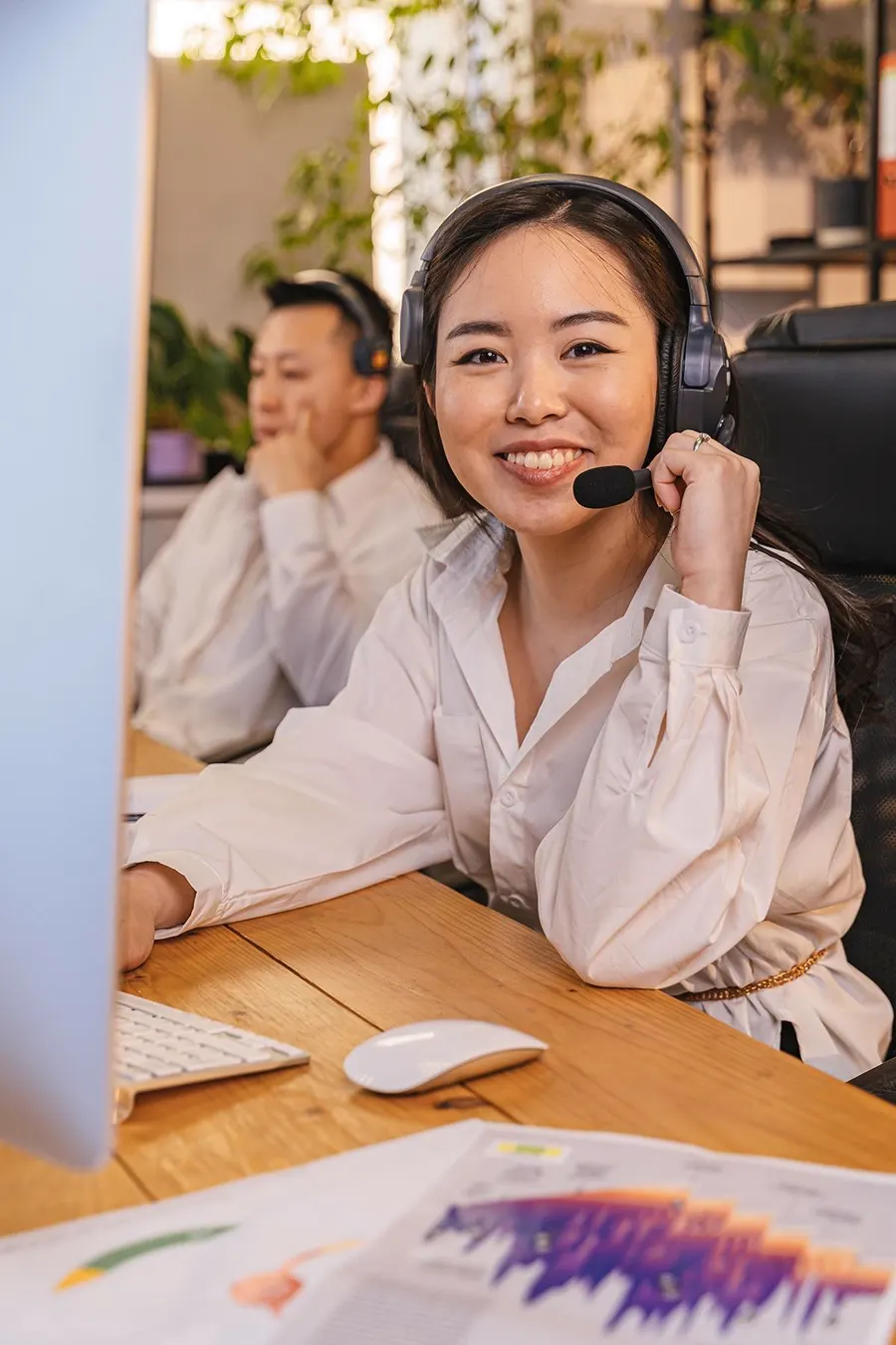 Customer support specialist on a call from a managed office